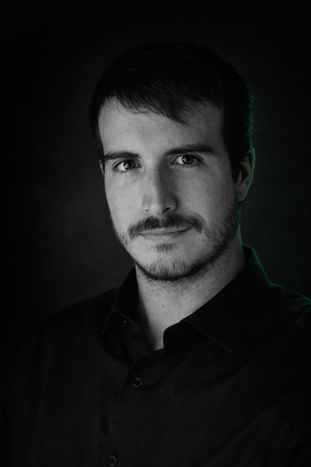 Edgar Ondoño — Fundador de Devil Club